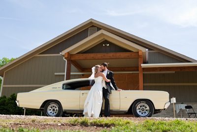 Blue Sage Barn, Wedding couple and Challenger car
