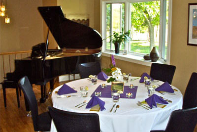 dining and grand piano